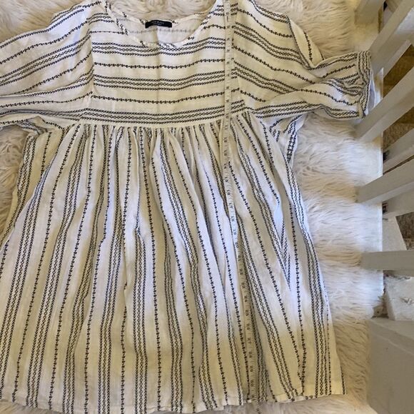 Jack & Jill babydoll dress sz M. Measurements in photos. White/navy/light blue. - Picture 8 of 11